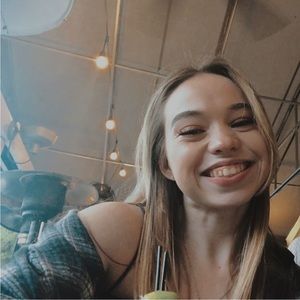 Meet your Posher, Nichole